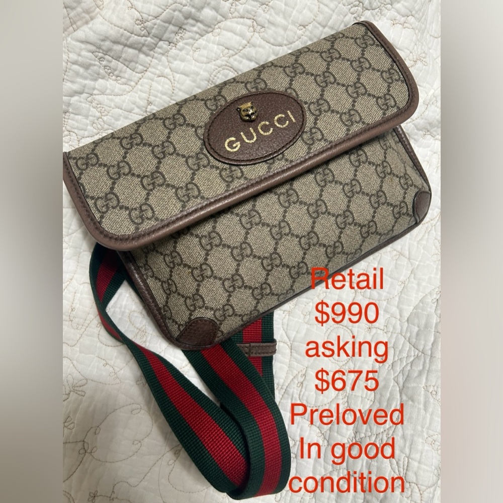 Authentic Gucci monogram waist bag. Expandable strap with GG coated canvas.